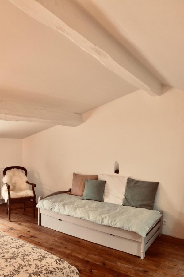 La Saintonge Apartment Bagian luar foto